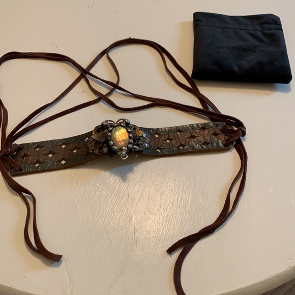 Gorgeous choker ❤️😍🤩! Never worn. - Picture 3 of 4